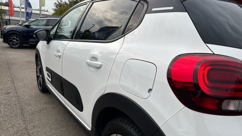 Citroen C3 1.2 PureTech 110 Shine Plus 5dr Petrol Hatchback